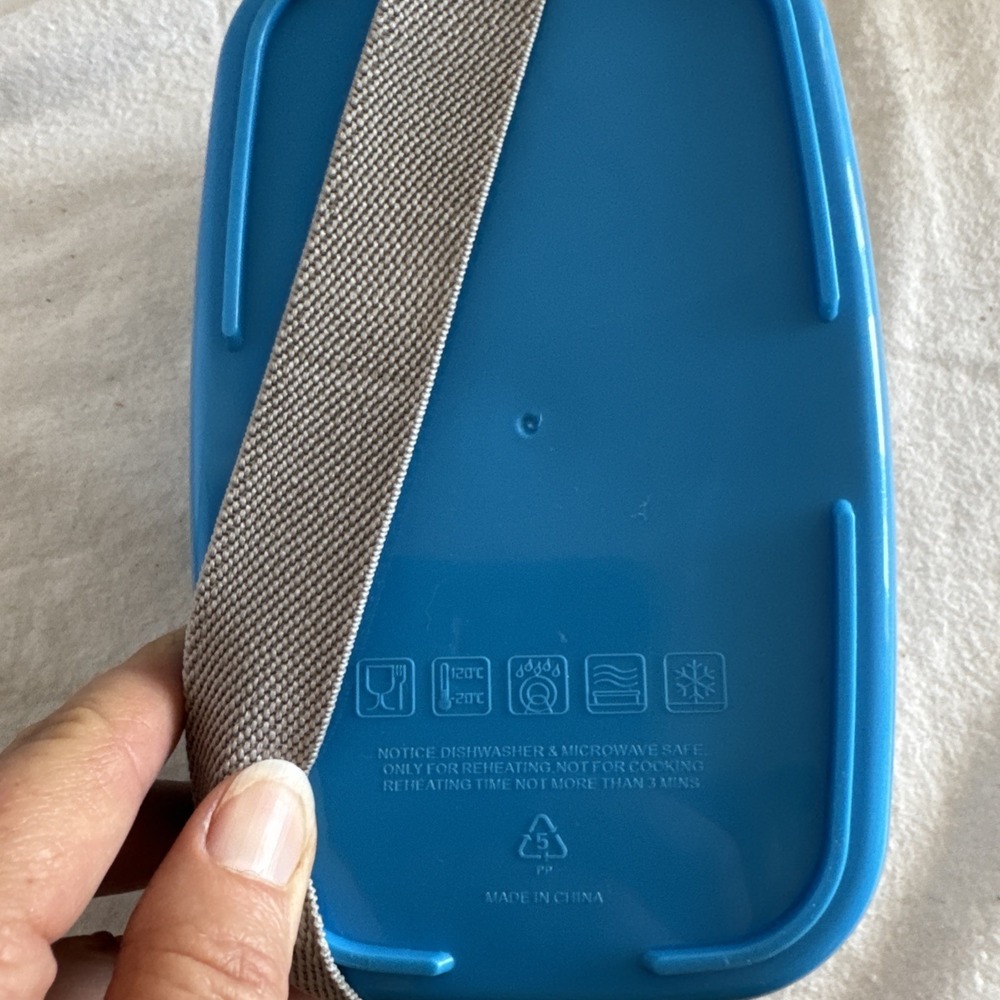 Classic Bento Box, All-In-One Stackable Lunch Box Container - Picture 4 of 4